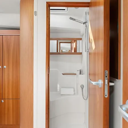 Båthotell Capri Positano Coast Sail Amalfi