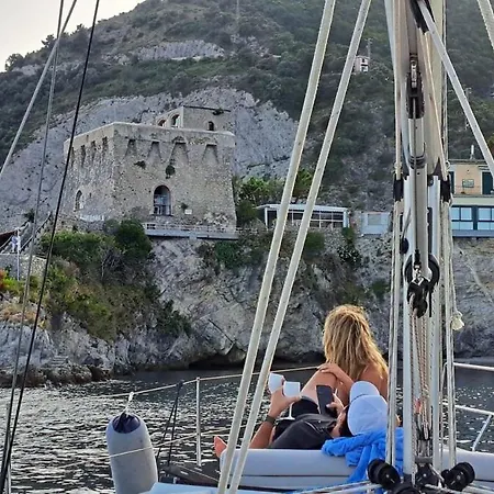 Capri Positano Coast Sail אמאלפי