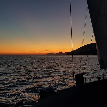 ספינת מלון Capri Positano Coast Sail