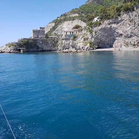 Capri Positano Coast Sail Bateau-hôtel