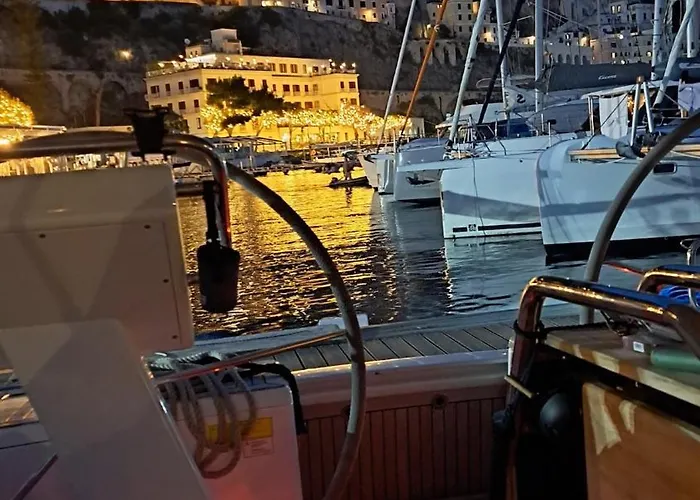 Hotel en barco Capri Positano Coast Sail *
