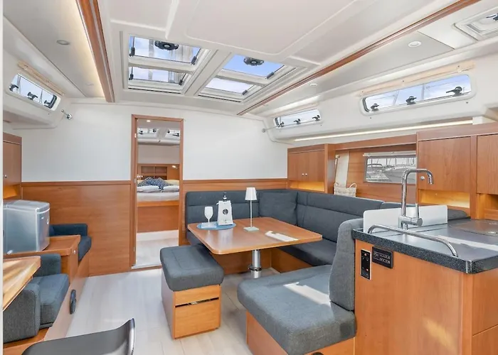 بوتيل Capri Positano Coast Sail *