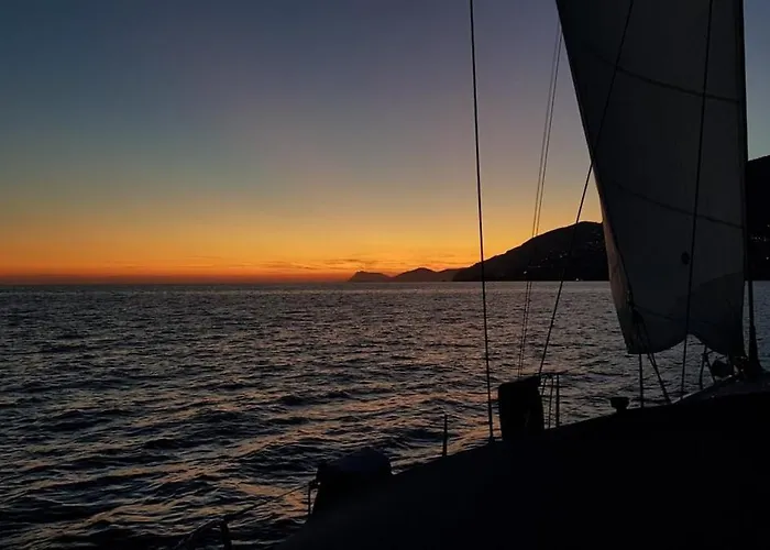بوتيل Capri Positano Coast Sail